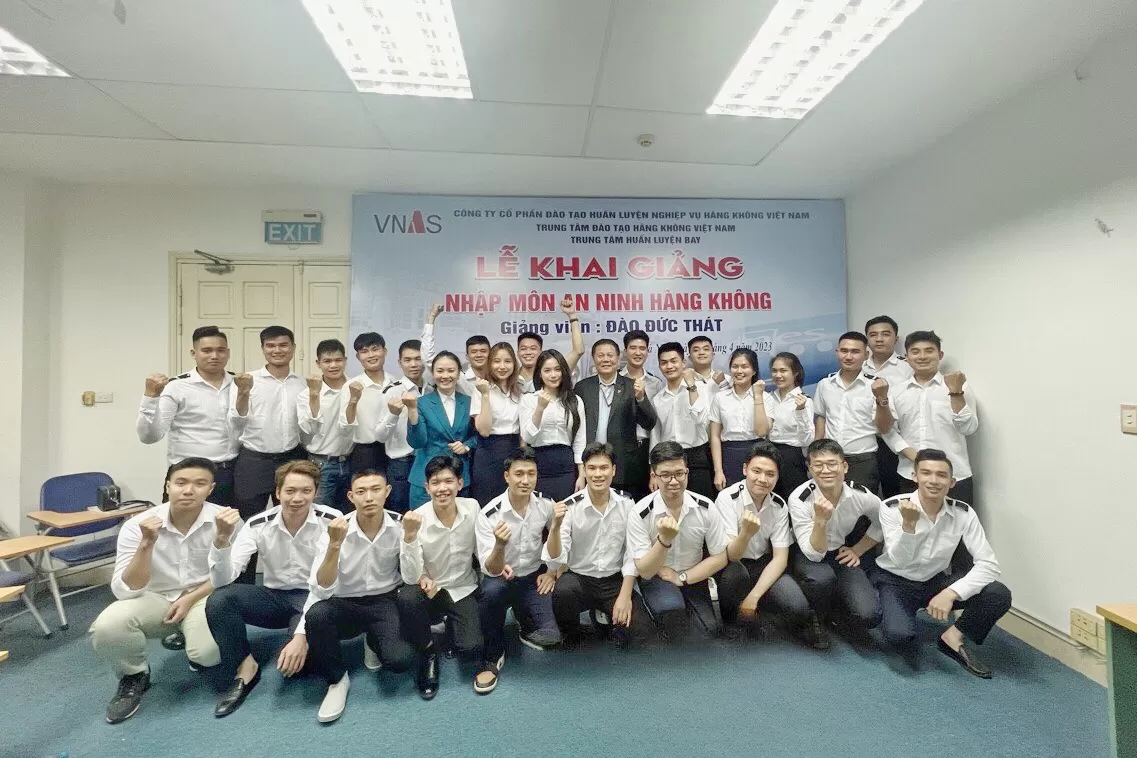 15 VỊ TRÍ VIỆC LÀM NGÀNH HÀNG KHÔNG – CƠ HỘI ĐÀO TẠO VÀ PHÁT TRIỂN NGHỀ NGHIỆP